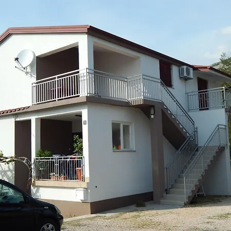 Matilda Appartement Starigrad Paklenica